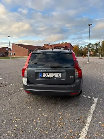 Volvo V50 2011 photo 4