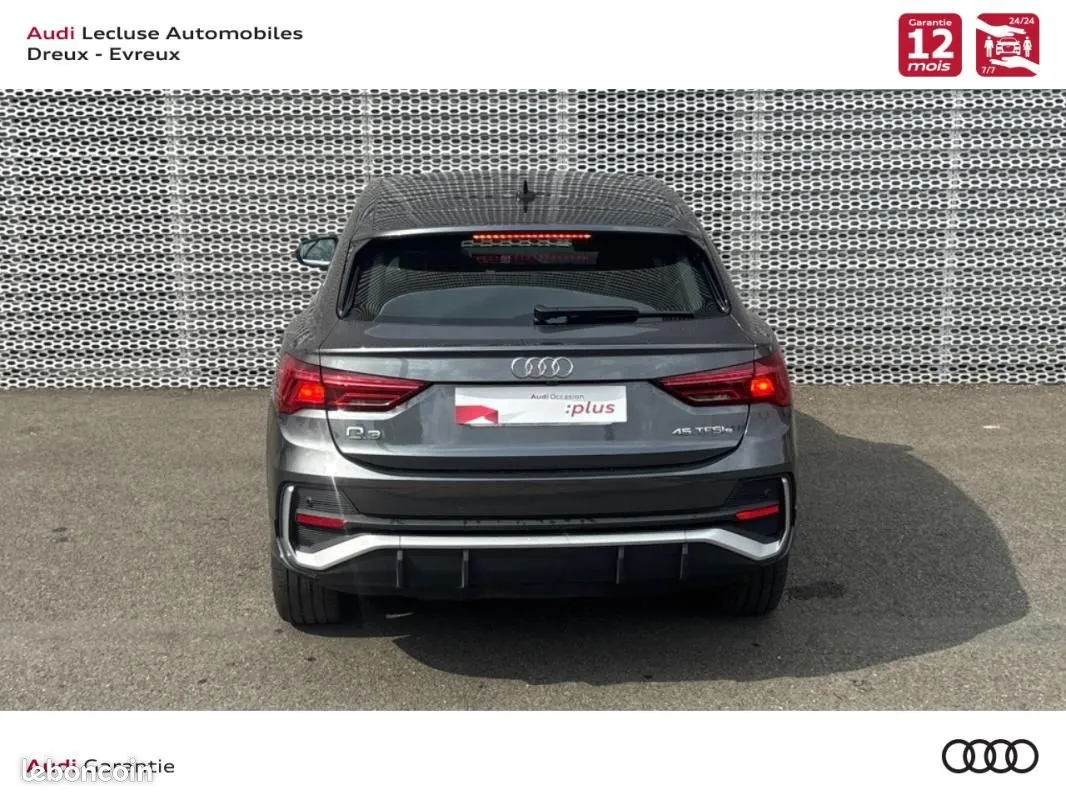 Audi Q3 2025 photo 4