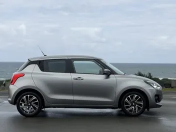 Suzuki Swift 2023 photo 4