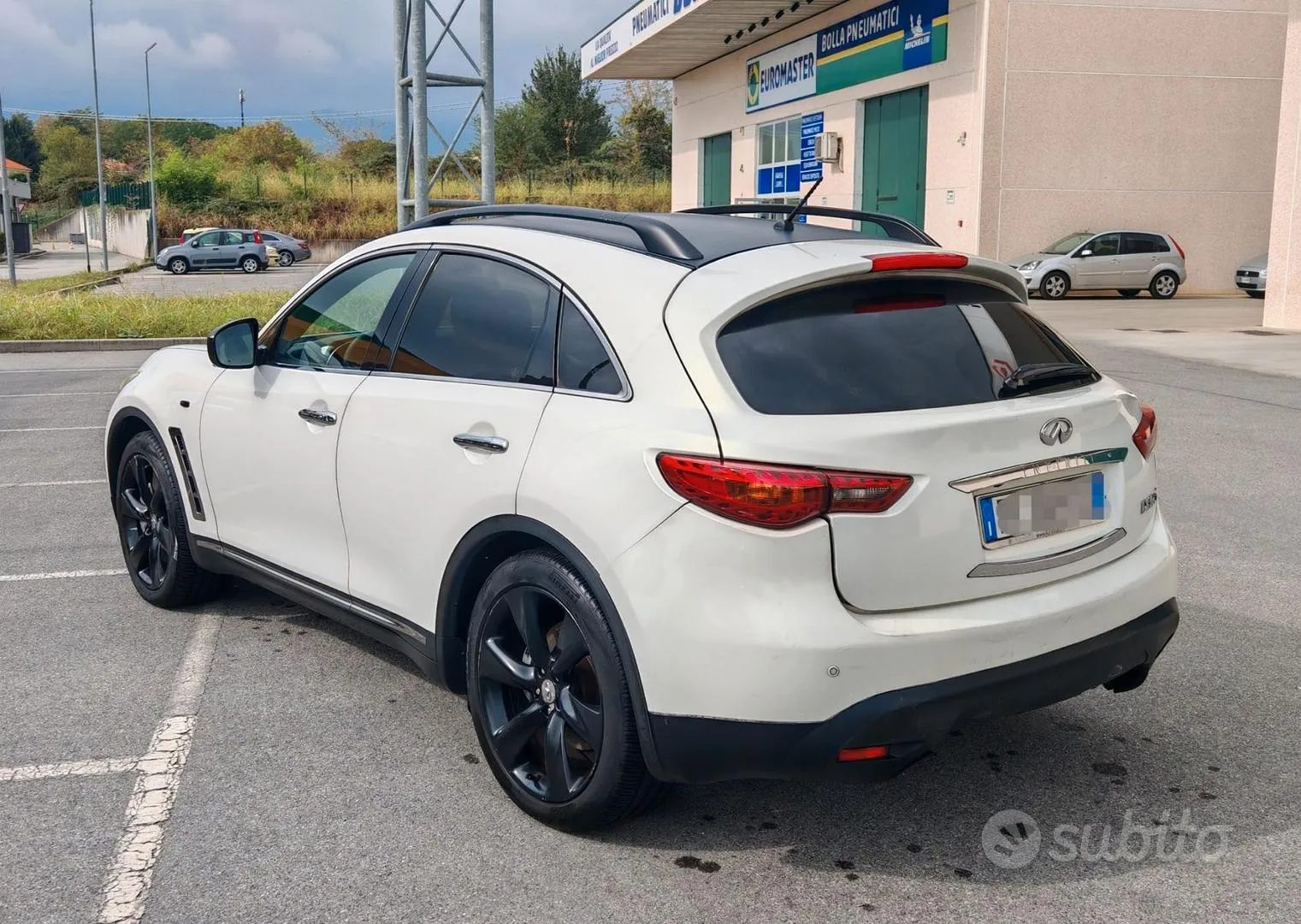 Infiniti Fx30D 2012 photo 5
