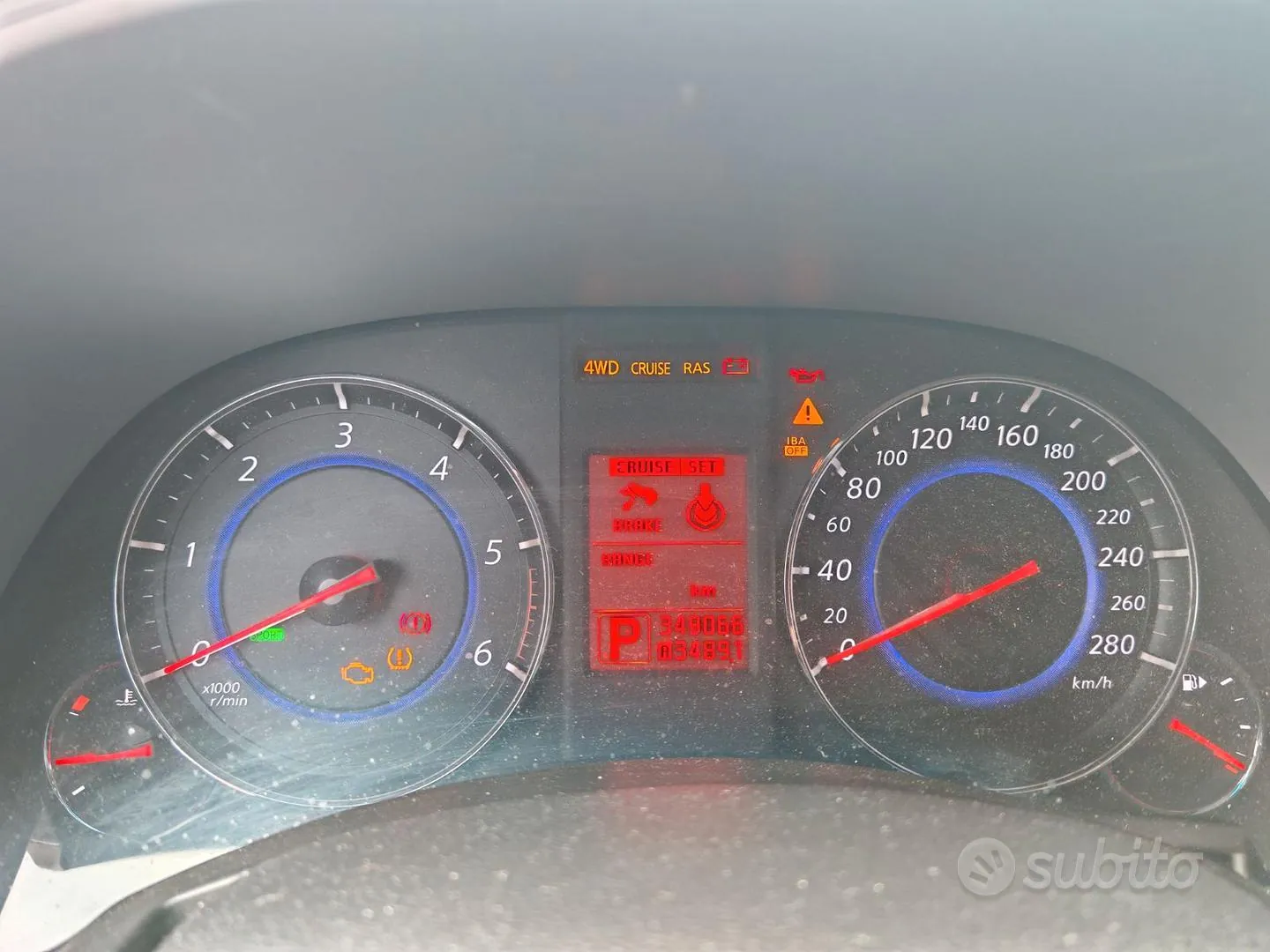 Infiniti Fx30D 2012 photo 2