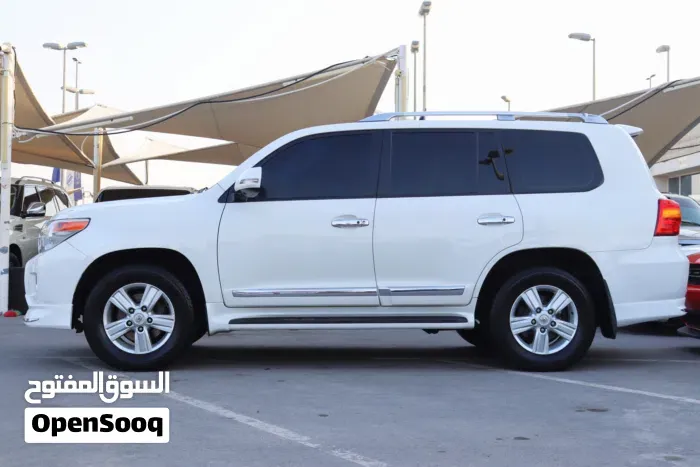 Toyota Land Cruiser 2014 photo 4
