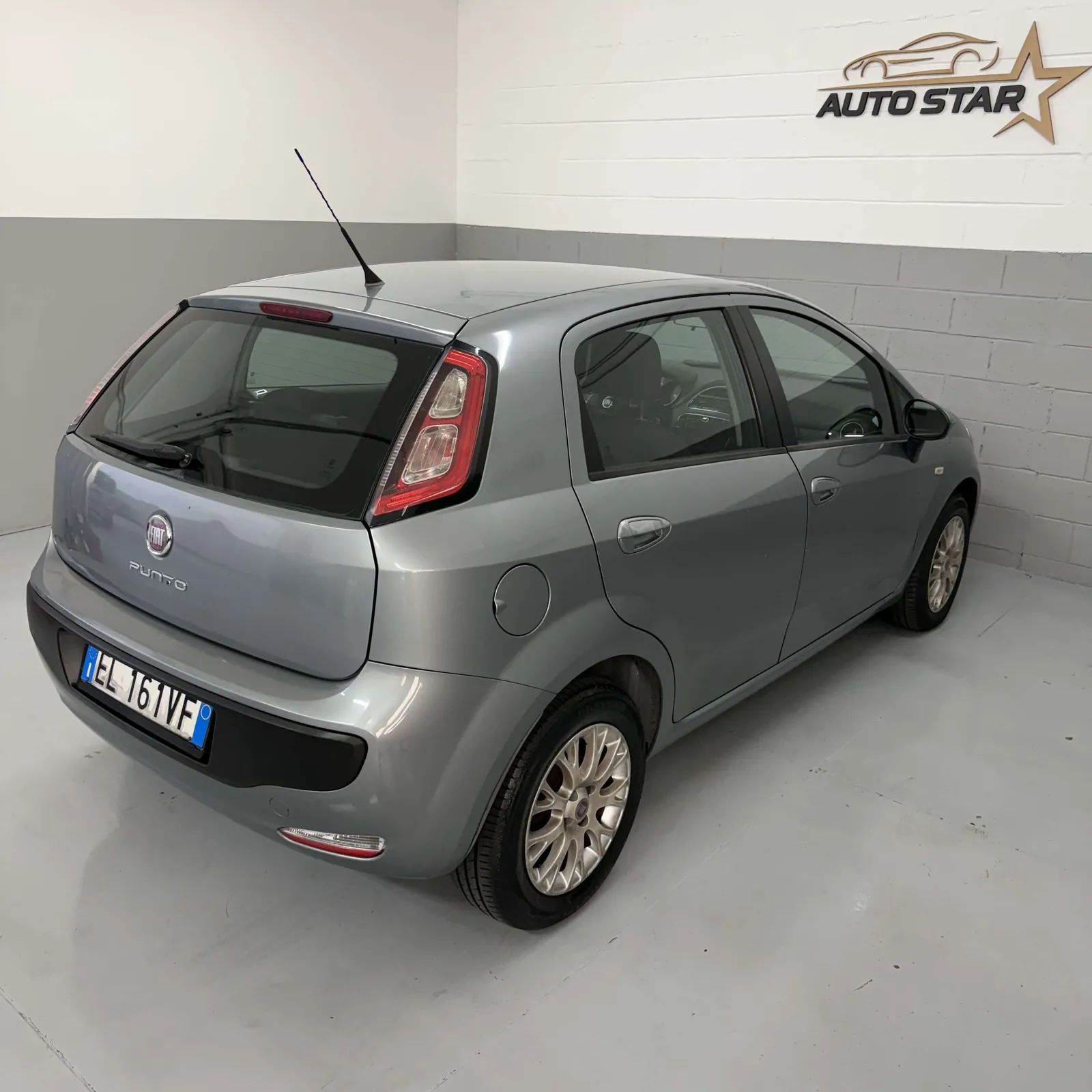 Fiat Punto Evo 2012 photo 4