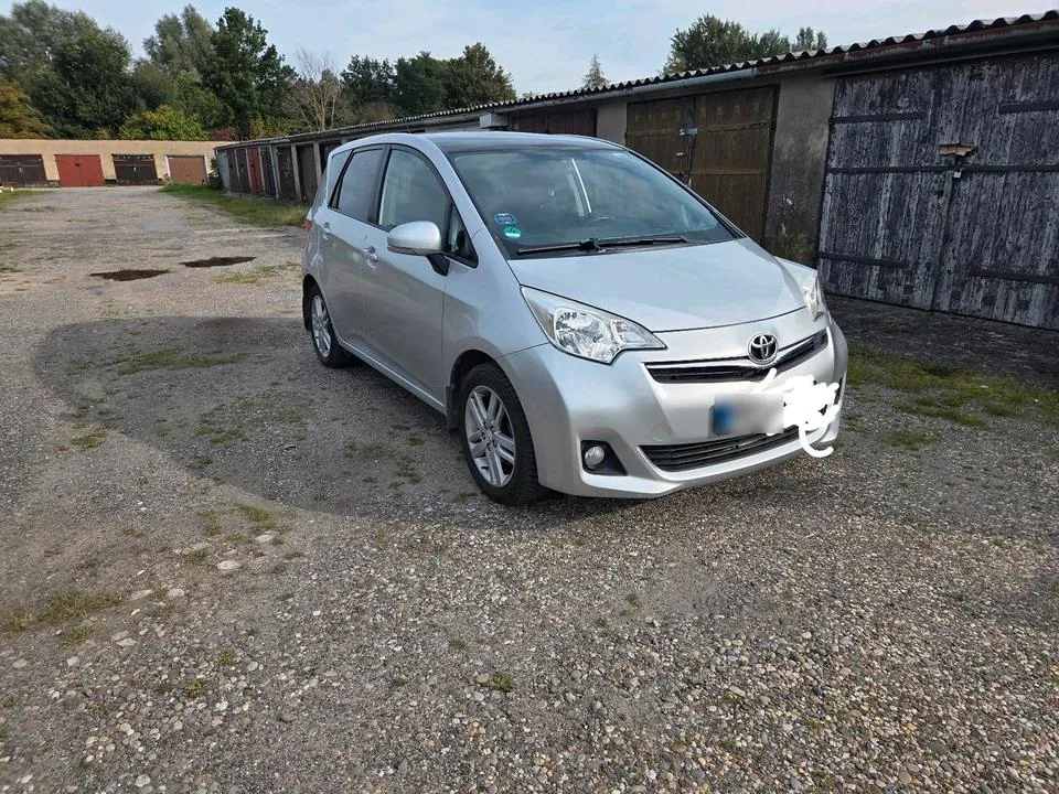 Toyota Verso-S