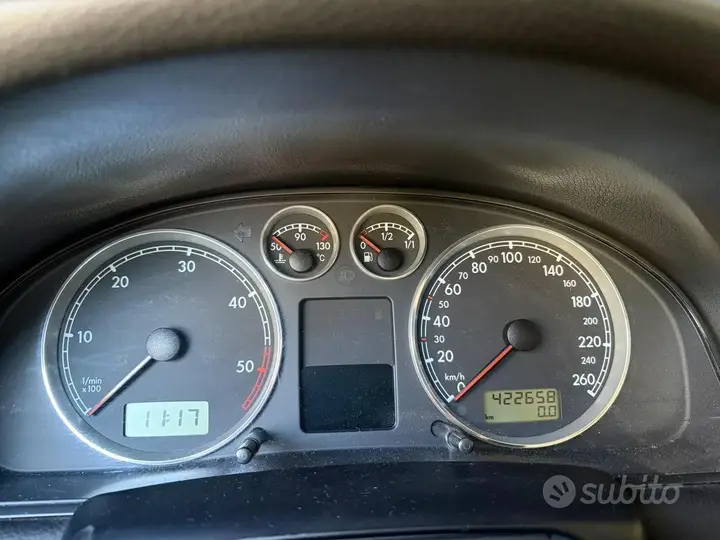 Volkswagen Passat 2001 photo 3