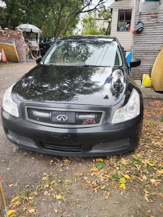 Infiniti G37X 2009 photo 2