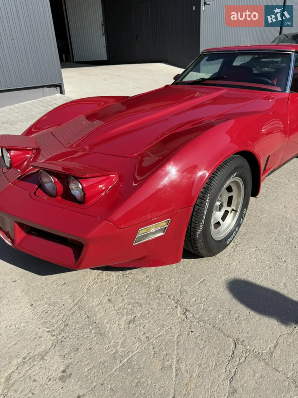 Chevrolet Corvette 1981 photo 5
