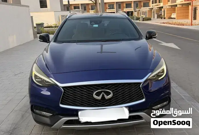 Infiniti Qx30