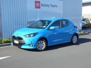 Toyota Yaris 2021 photo 2