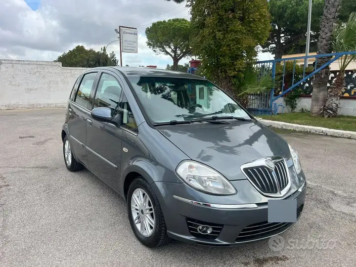 Lancia Musa 2010 photo 4