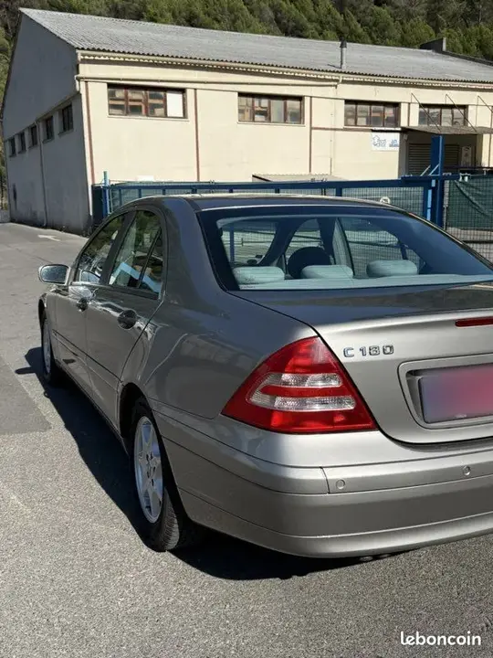 Mercedes-Benz C-Class 2002 photo 3
