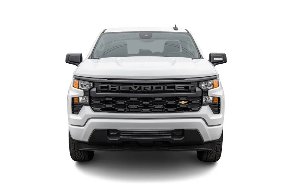 Chevrolet Silverado 1500 2026 photo 2