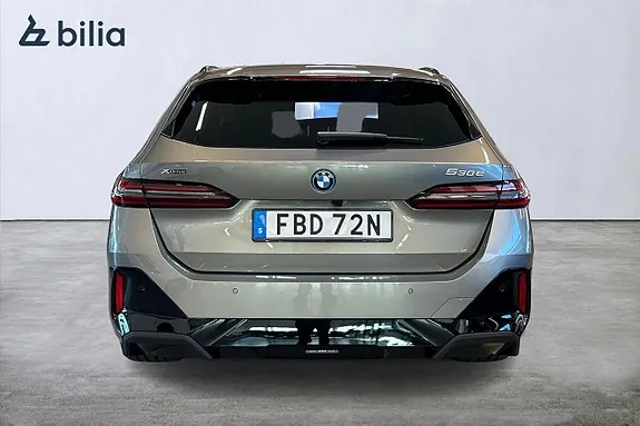 BMW 530E 2026 photo 4