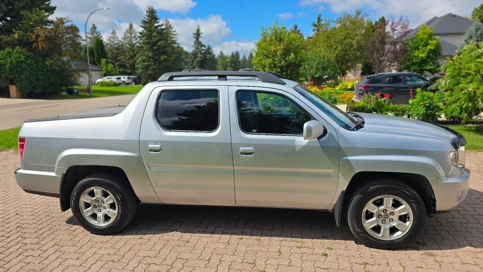 Honda Ridgeline 2010 photo 2