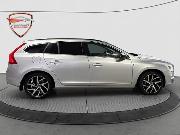 Volvo V60 2015 photo 4