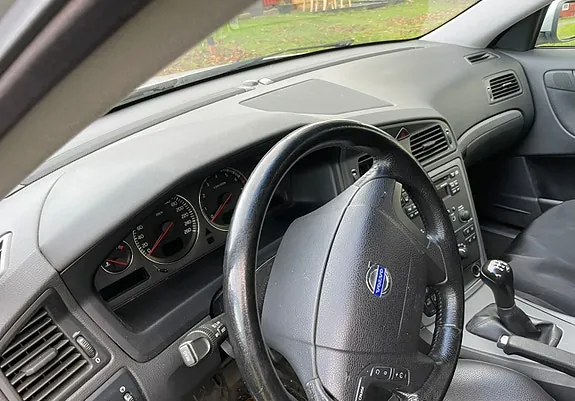 Volvo V70 2005 photo 2