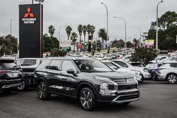 Mitsubishi Outlander 2026 photo 5