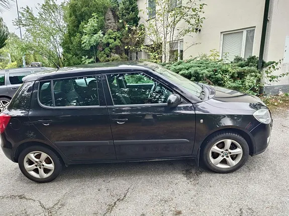 Skoda Fabia 2008 photo 3