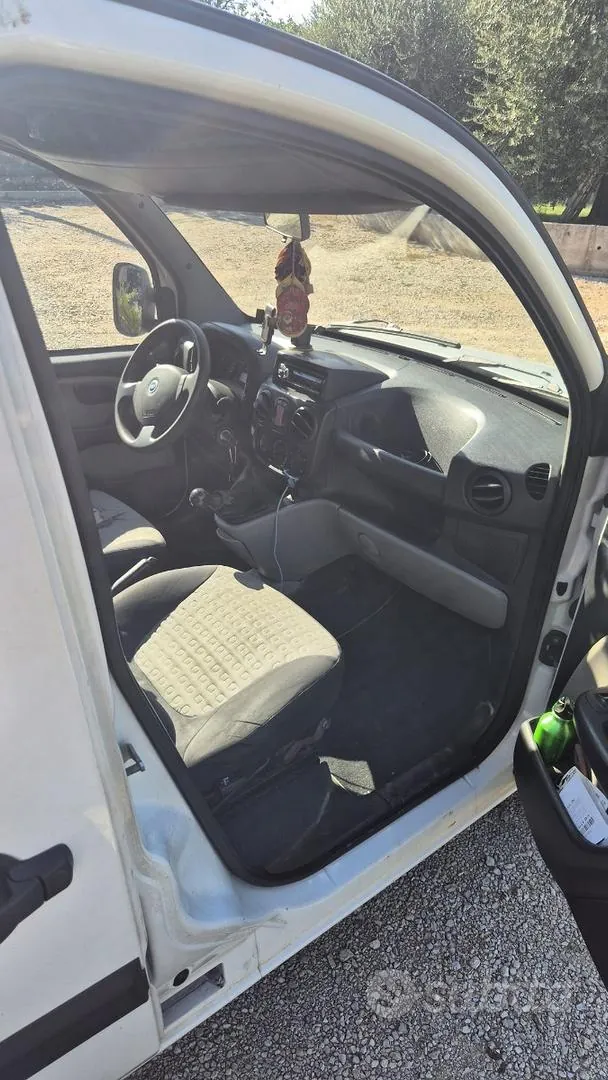 Fiat Doblo 2008 photo 4