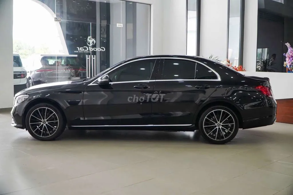 Mercedes-Benz C-Class 2021 photo 4