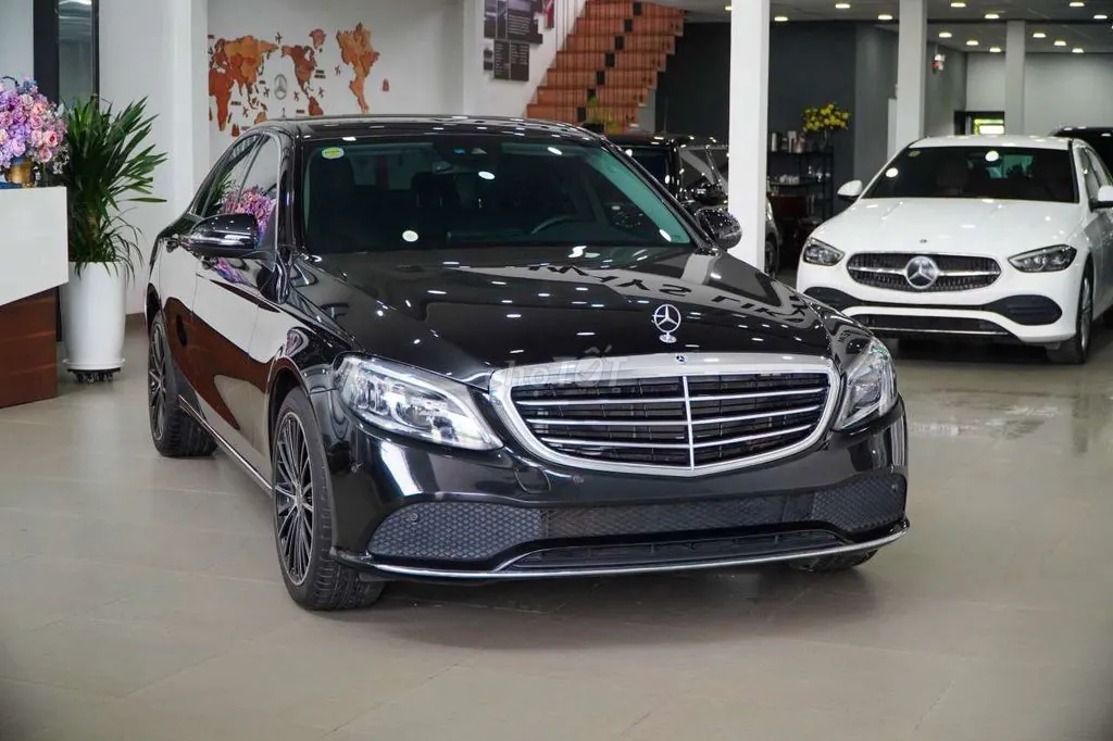 Mercedes-Benz C-Class 2021 photo 2