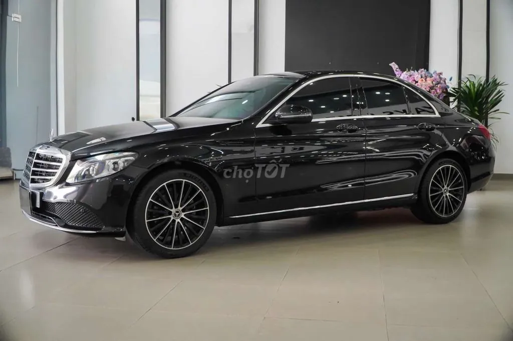 Mercedes-Benz C-Class 2021 photo 3