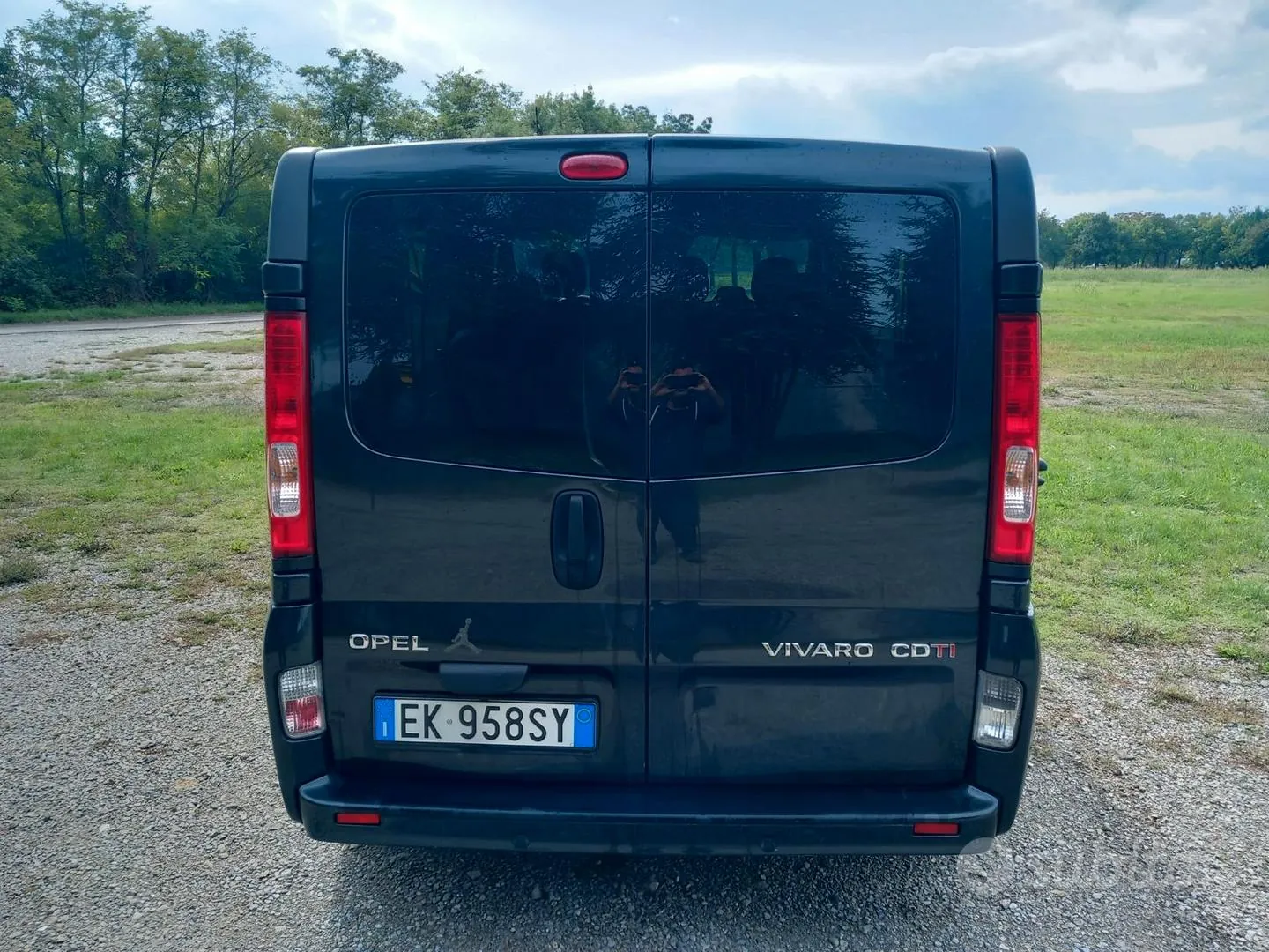 Opel Vivaro 2012 photo 5