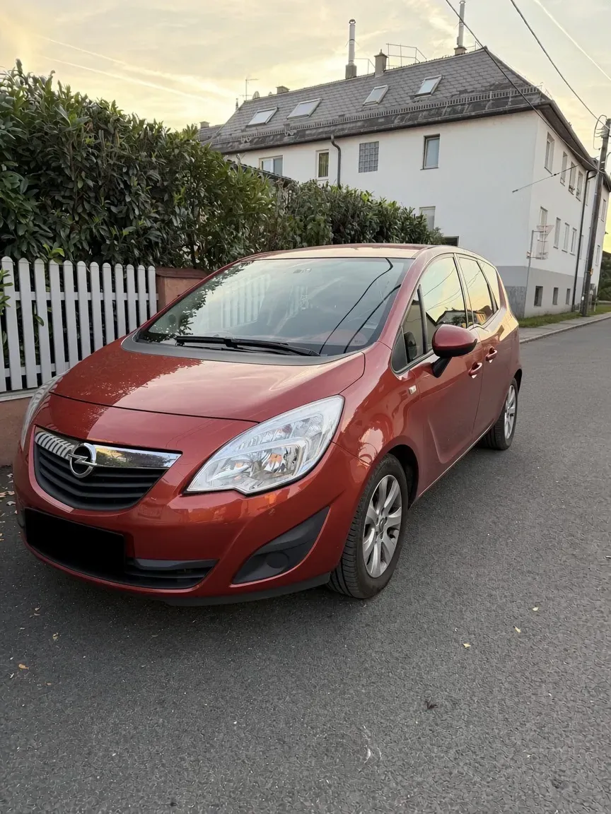 Opel Meriva 2011 photo 2