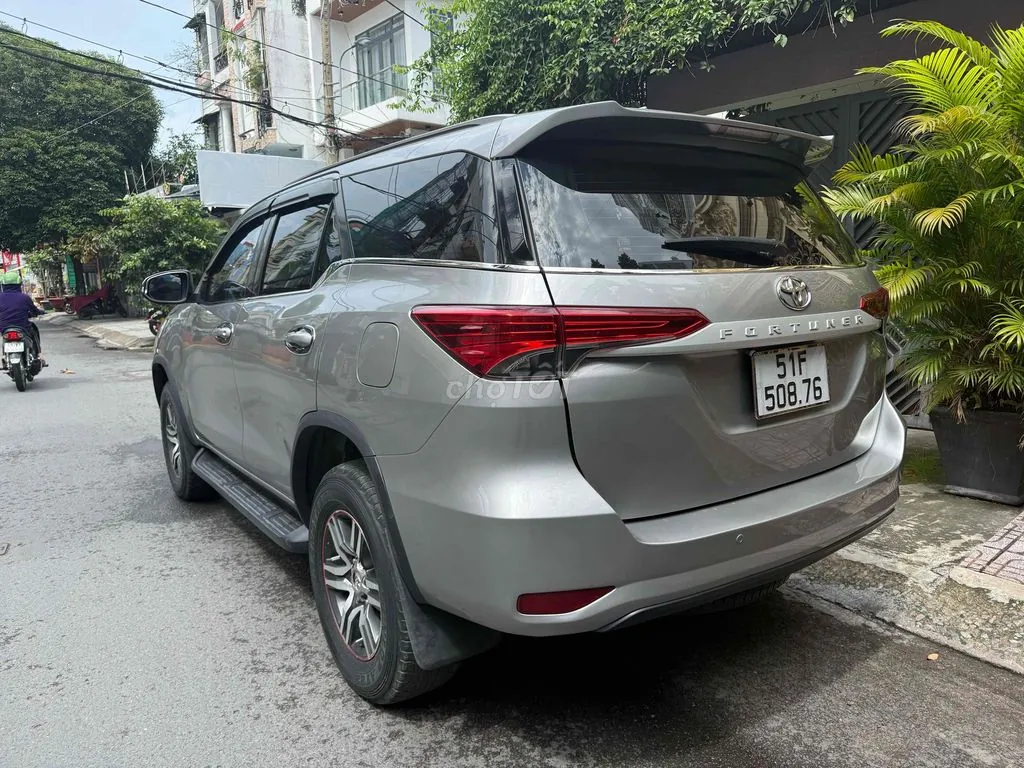 Toyota Fortuner 2017 photo 4
