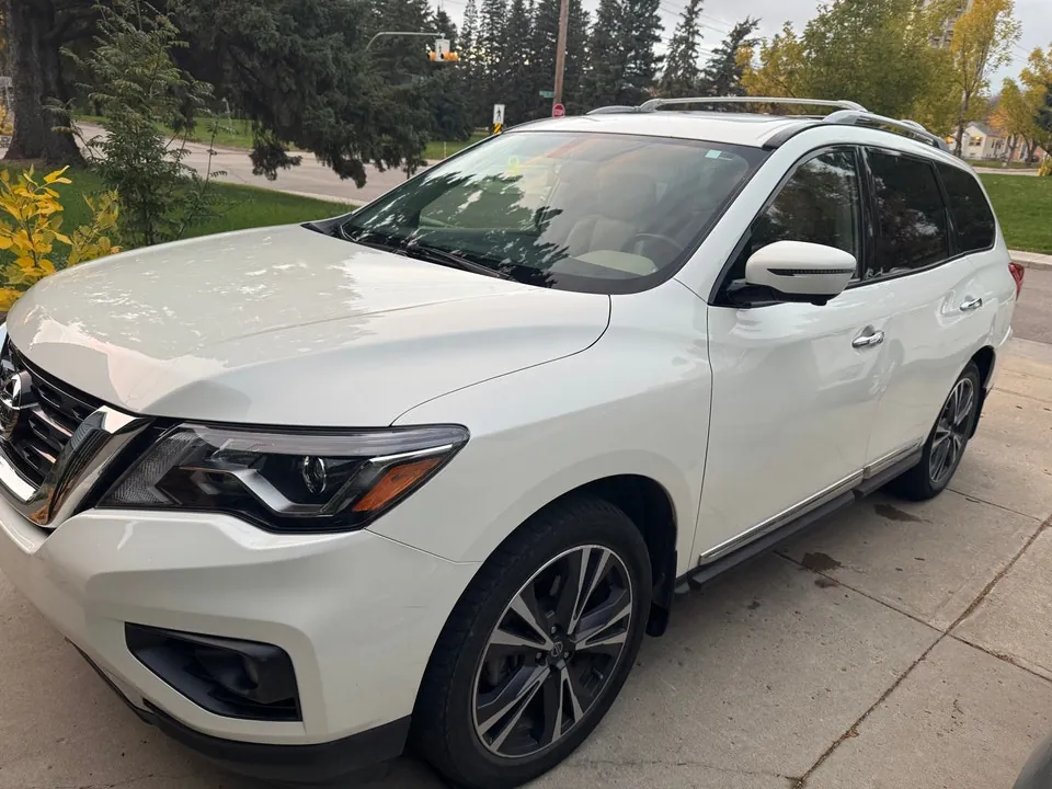 Nissan Pathfinder 2019 photo 2