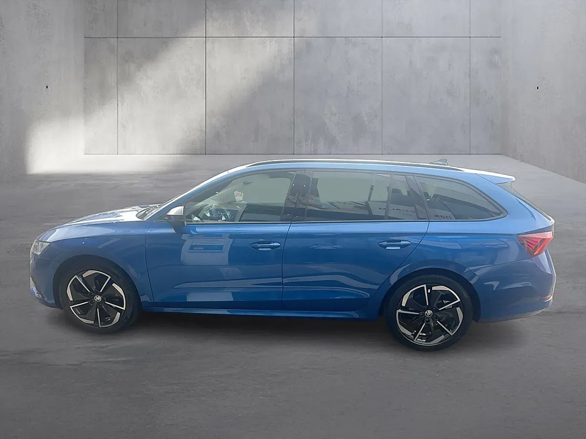 Skoda Octavia 2022 photo 2