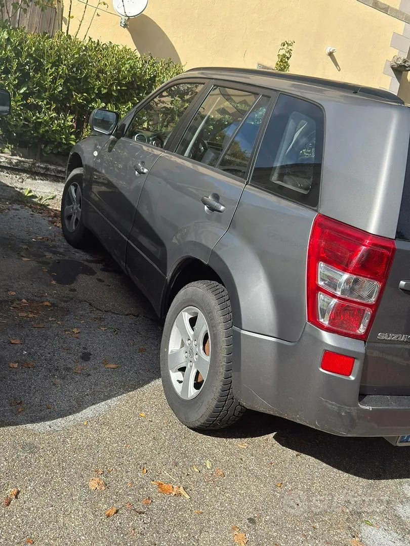 Suzuki Grand Vitara 2006 photo 2