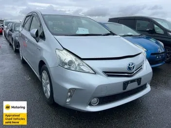 Toyota Prius 2014 photo 2