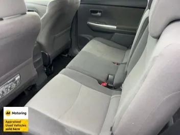 Toyota Prius 2014 photo 4