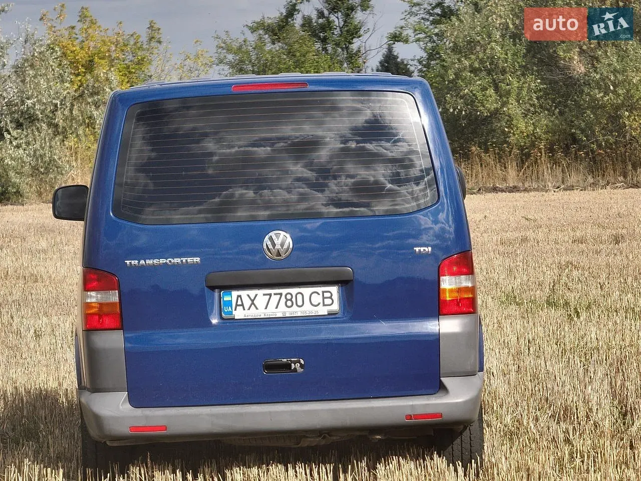 Volkswagen Transporter 2009 photo 2
