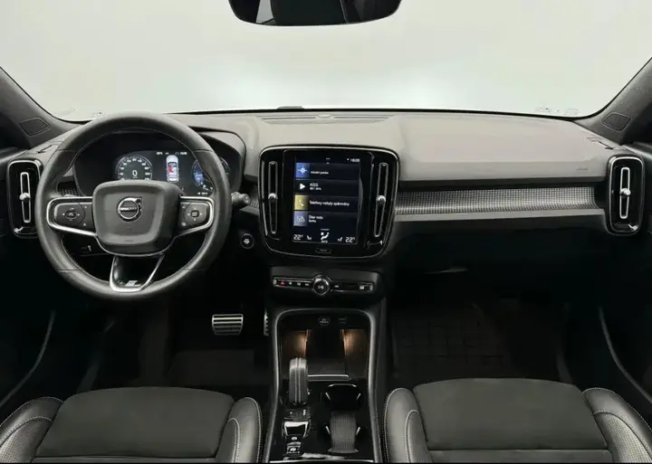 Volvo Xc40 2018 photo 3