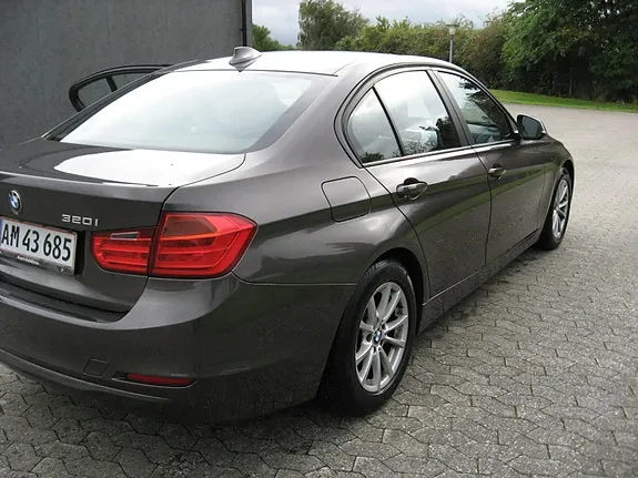BMW 320I 2013 photo 5