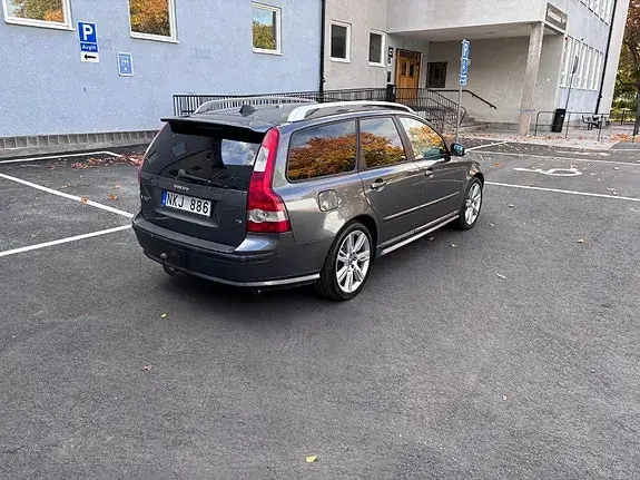 Volvo V50 2007 photo 4