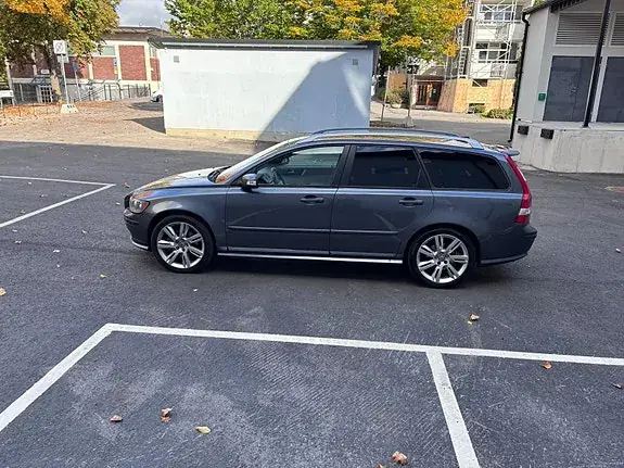 Volvo V50 2007 photo 2