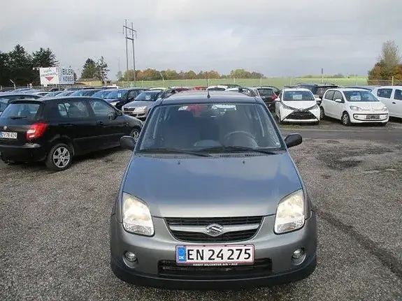Suzuki Ignis 2007 photo 2