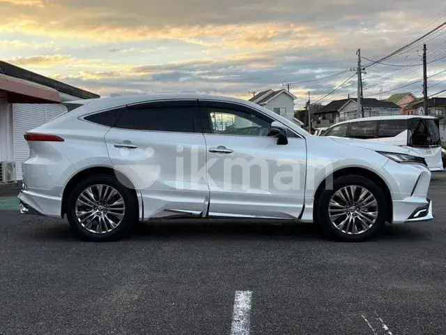 Toyota Harrier 2026 photo 3