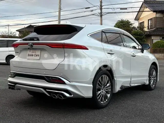 Toyota Harrier 2026 photo 5