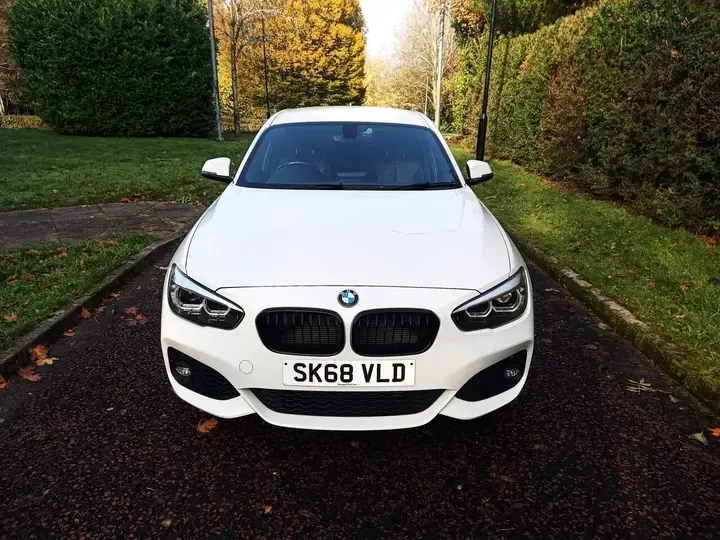 BMW 1 Series 2018 photo 2