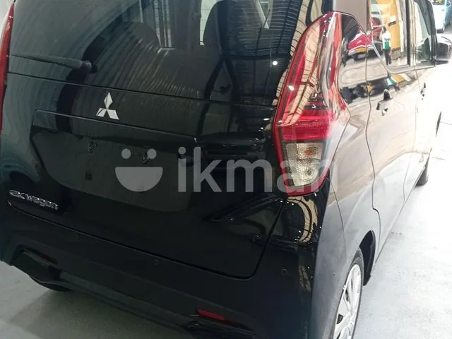 Mitsubishi Ek Wagon 2023 photo 5