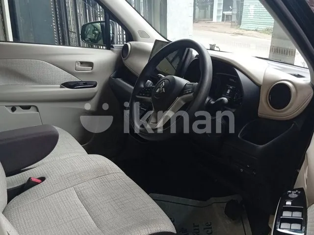 Mitsubishi Ek Wagon 2023 photo 3
