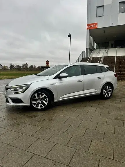 Renault Megane Iv 2018 photo 2