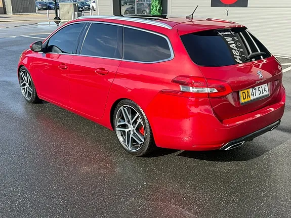Peugeot 308 2018 photo 3