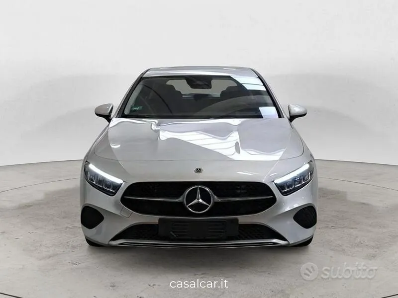 Mercedes-Benz Class A 2023 photo 2