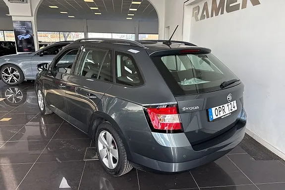 Skoda Fabia 2018 photo 4