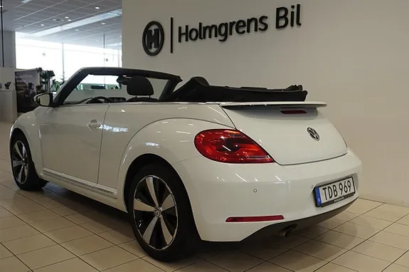 Volkswagen Beetle 2015 photo 4